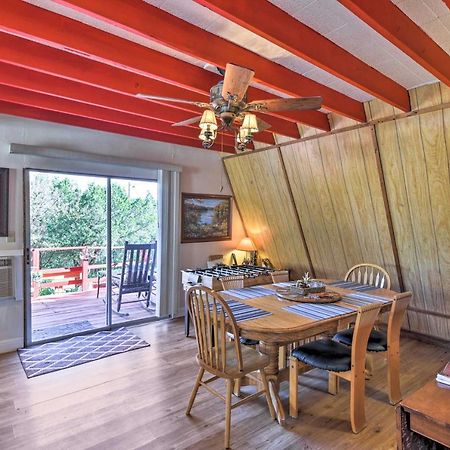 Charming Lake Creek Cabin With Pool Access And Decks Granbury Εξωτερικό φωτογραφία