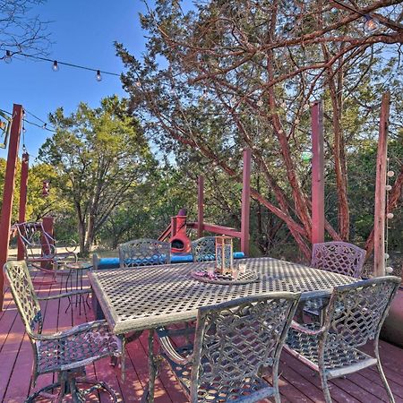 Charming Lake Creek Cabin With Pool Access And Decks Granbury Εξωτερικό φωτογραφία